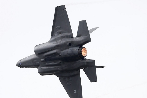 Italia Takkan Beli Jet...