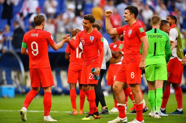 Inggris Pulangkan Swedia:...