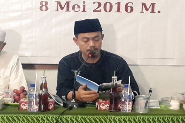 Tolak Mahfud, Pengasuh...