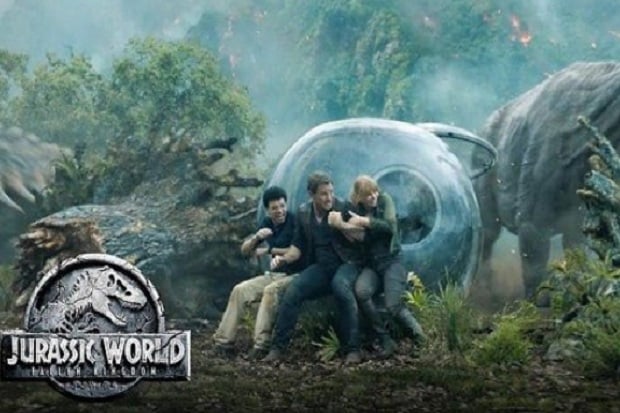 Jurassic World: Fallen...