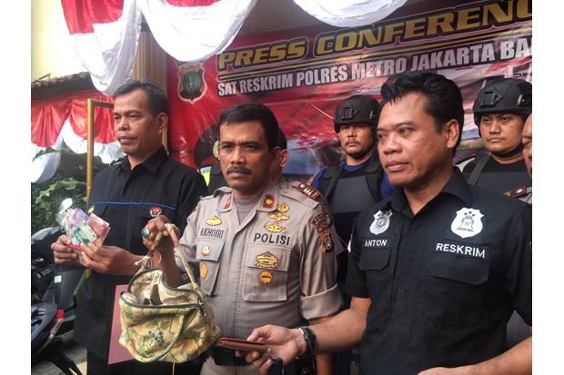 Lagi, Polisi Tembak...