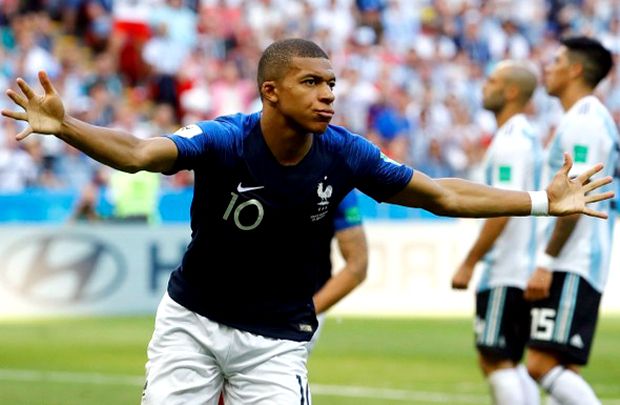 Mbappe Absen Latihan...