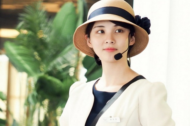 Seohyun SNSD Jadi Petugas...