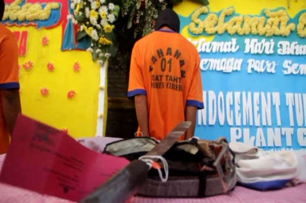 Usai Bunuh Sahabat,...