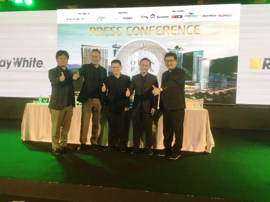 Izumi Sentul Realty...