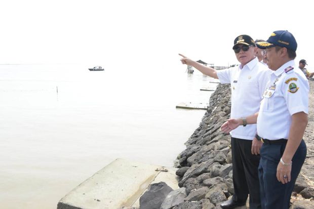 Megaproyek Pelabuhan...