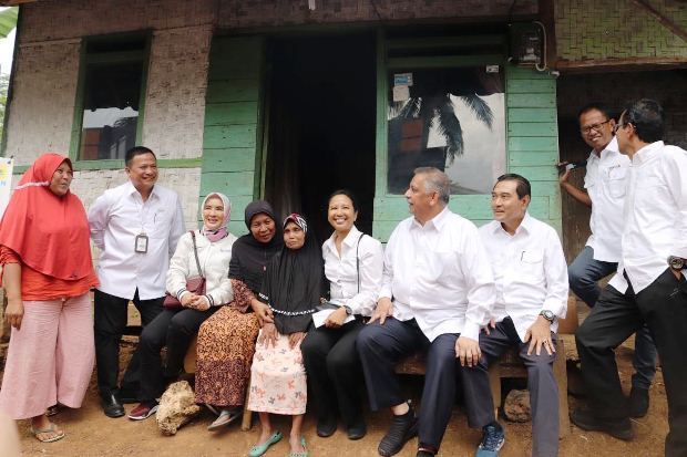 Menteri Rini Minta BUMN...