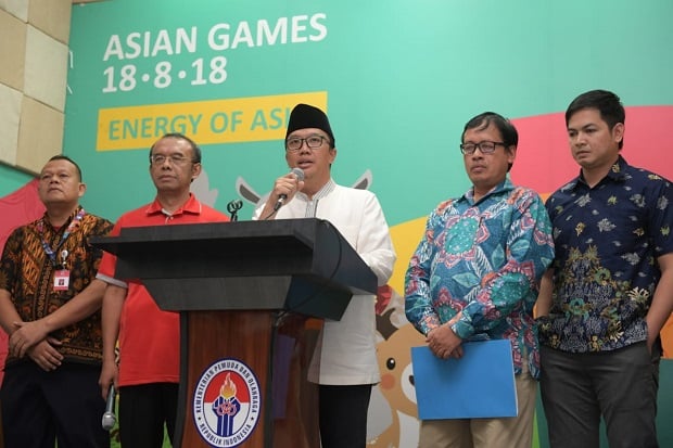 Kemenpora Beri Beasiswa...