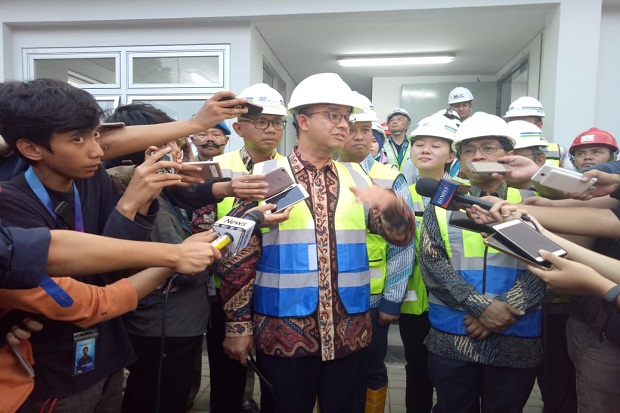 Anies Resmikan Gardu...