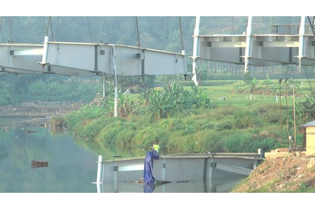 Tiang Penyangga Lantai...