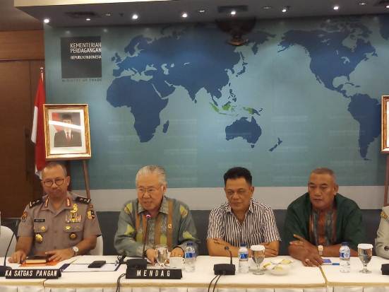 Kemendag Beberkan Faktor...