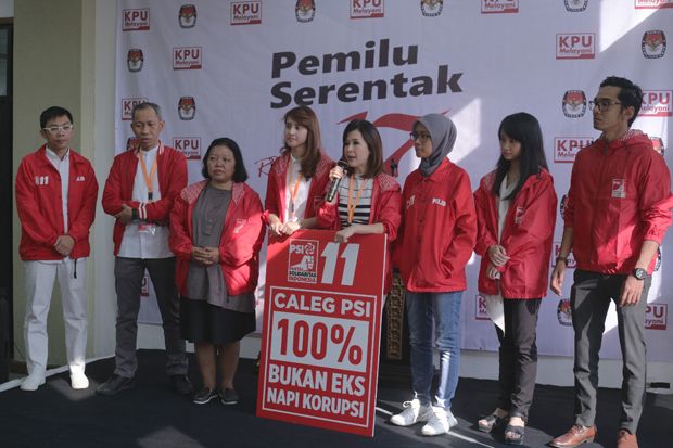Daftar Bacaleg ke KPU,...