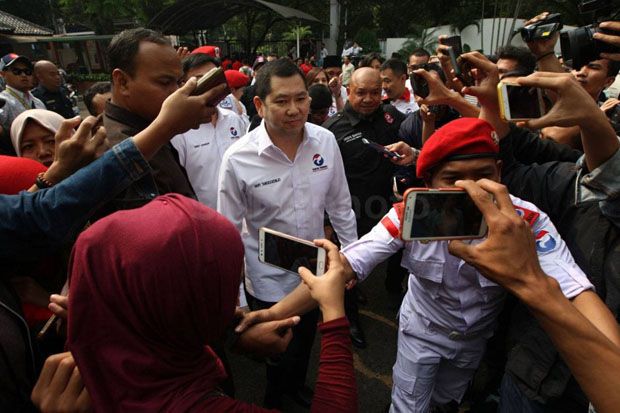 HT Tegaskan Bakal Caleg...