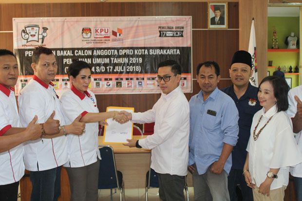 Partai Perindo Solo...