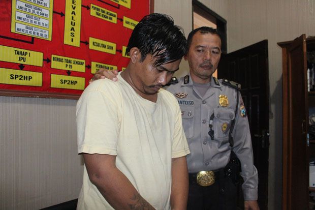 Keponakan dan Paman...