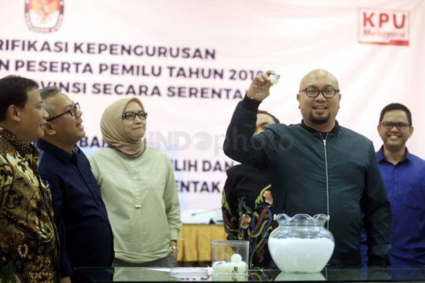 KPU Masih Verifikasi...