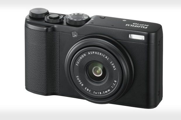 Kemampuan XF10, Kamera...