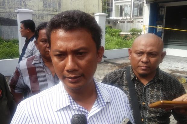 Kantor Leasing Dibakar...