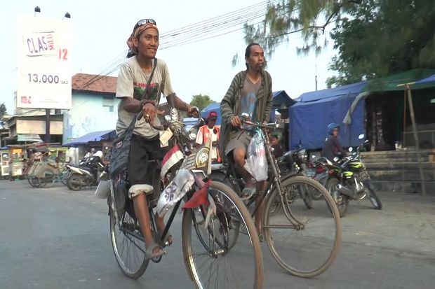 Ulang Tahun Daerah,...