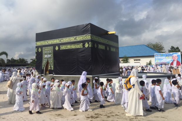 Tanamkan Sikap Religius,...