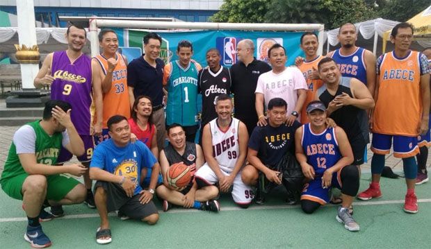 Sandiaga Uno Main Basket...
