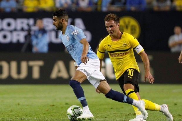 Dortmund Rusak Debut...