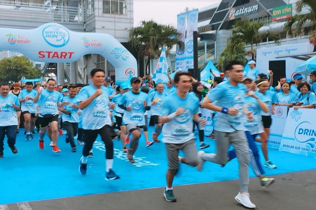 Le Mineral Water Run...