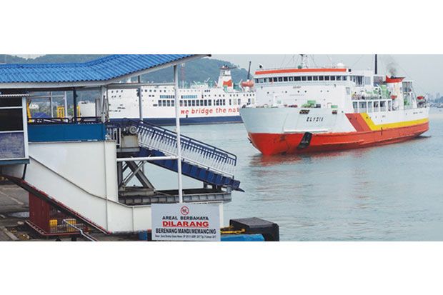 Pelabuhan Merak Jadi...
