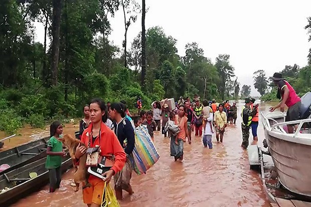 Bendungan di Laos Runtuh,...
