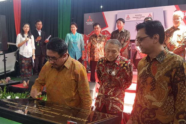Beri Layanan Purna-Jual...
