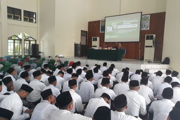 Kemenag Perkuat Moderasi...