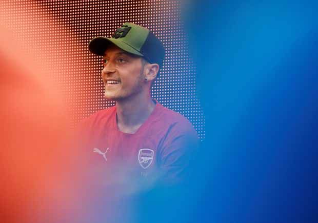 Pensiun dari Timnas,...