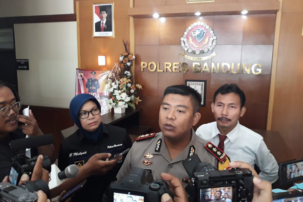 Ojek Online dan Pangkalan...