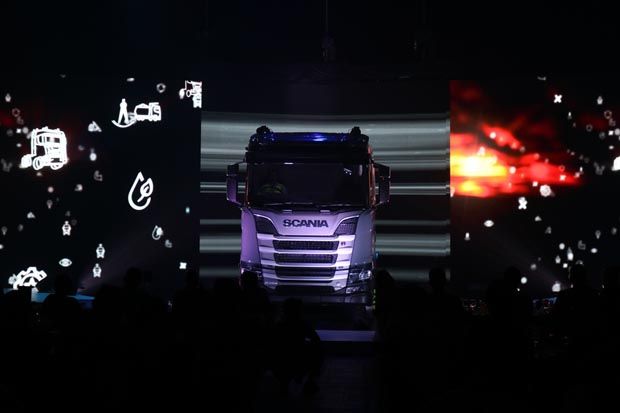 United Tractors Luncurkan...