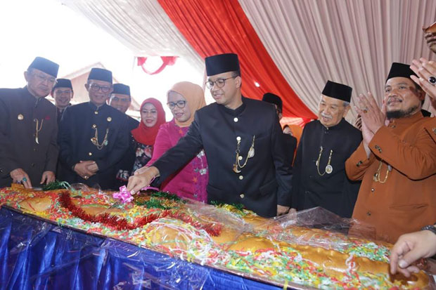 Anies Butuh Persatuan...