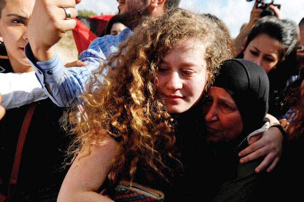 Ahed Tamimi Dibebaskan...