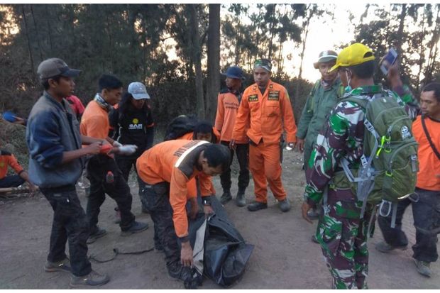 Detik-Detik Evakuasi...