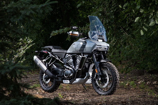 Keluar dari Pakem, Harley-Davidson...