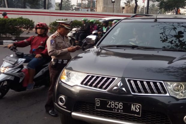 Ditilang di Jalur Ganjil...