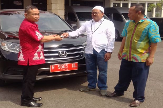 Mundur Sebagai Wakil...