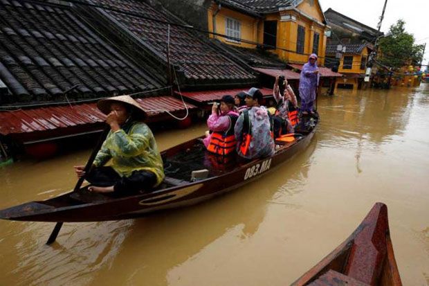 Banjir, 14.000 Keluarga...