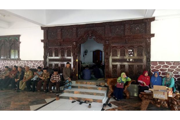 Ibunda Bupati Kendal...