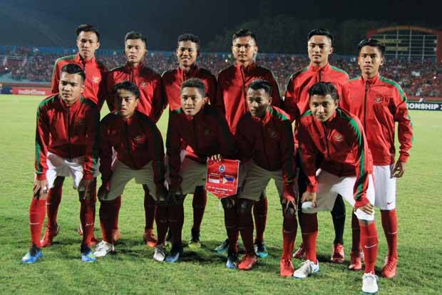 Menang Lagi, Timnas...