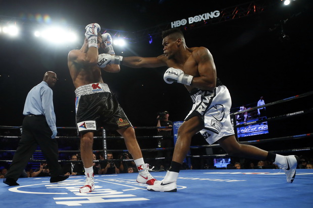Pukul KO Sergey Kovalev,...