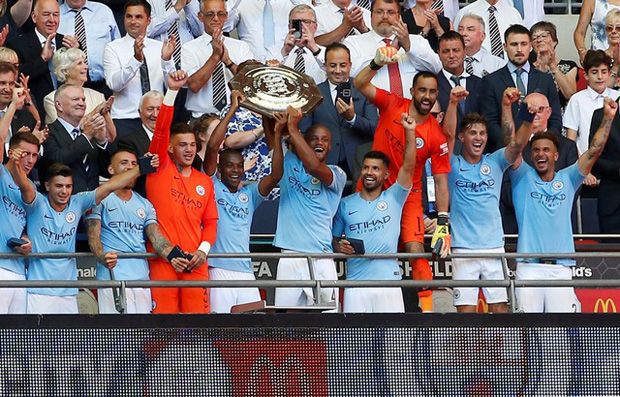 Manchester City Raih...