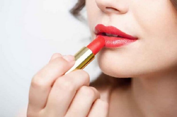 Tips Memilih Lipstik...
