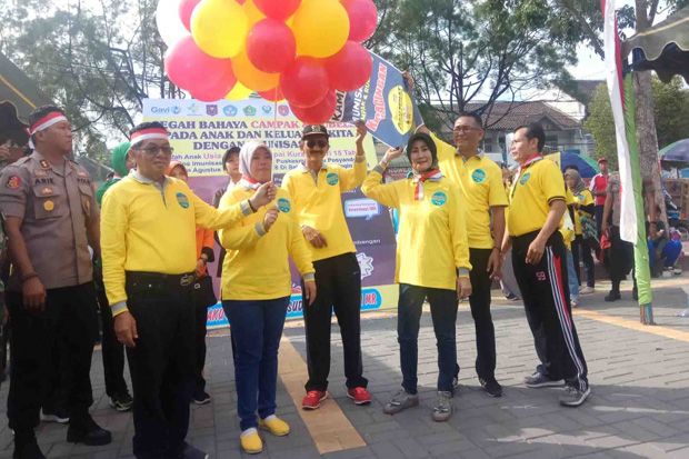 Bupati Kobar Kampanyekan...