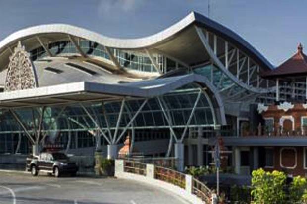 Bandara Internasional...