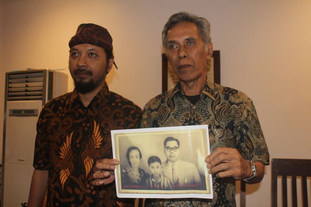 Keturunan PB X Minta...