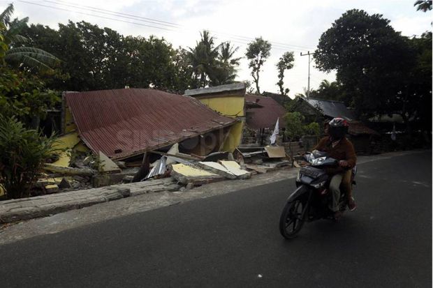 Pelajaran dari Gempa...